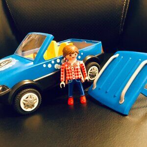 *Retired Set* Playmobil Vet SUV Car Set #4345 – Complete with Original Figure